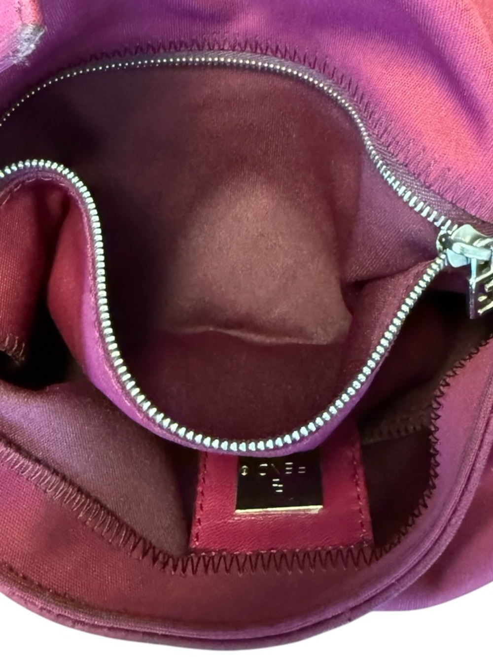 Vintage Fendi Neoprene Baguette Fuchsia Pink - Picture 6 of 10